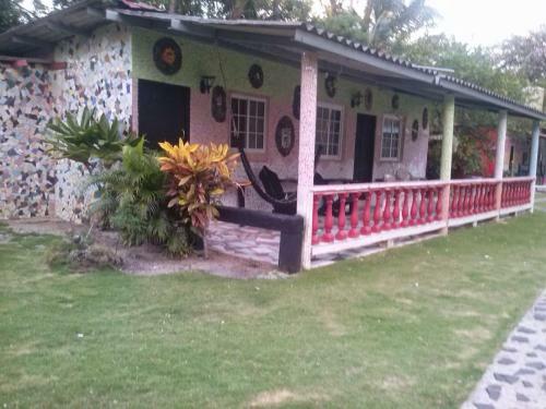 Hotel Caba�as La Cholita