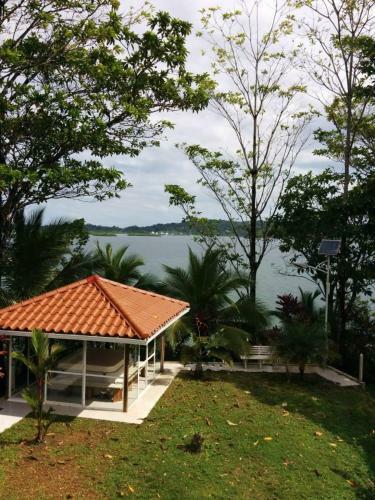 Hostal Villa Red Hill