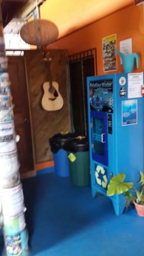 Cliff's Hostel