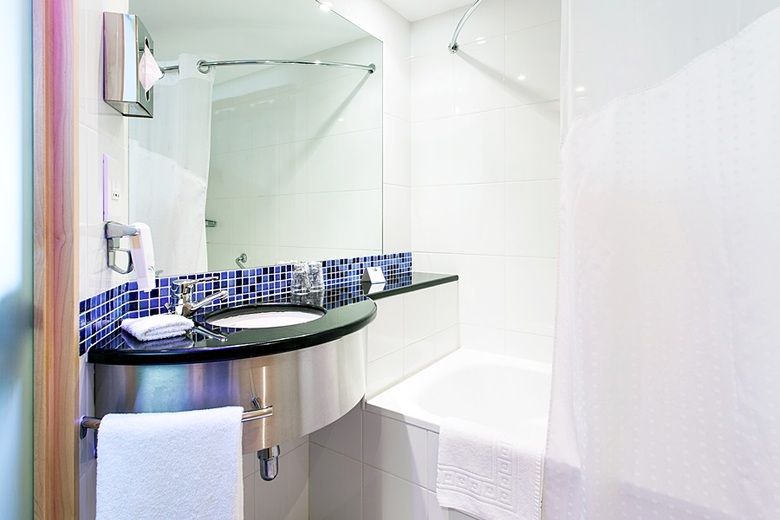 Holiday Inn Express Lisbon - Oeiras, An Ihg Hotel