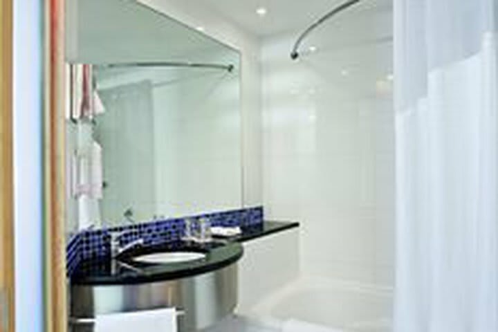 Holiday Inn Express Lisbon - Oeiras, An Ihg Hotel
