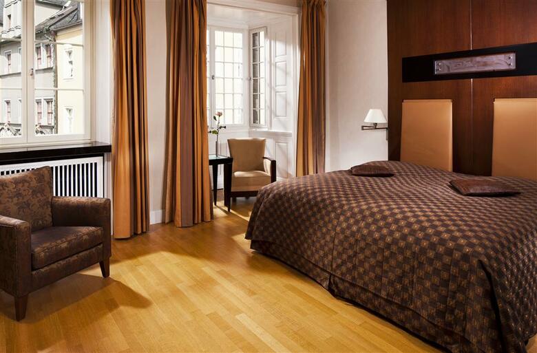 Hotel Elephant