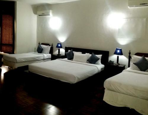 Hostal Casablanca Guest House