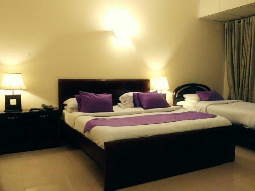 Hotel Pak Continental