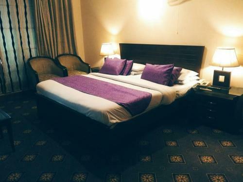 Hotel Pak Continental