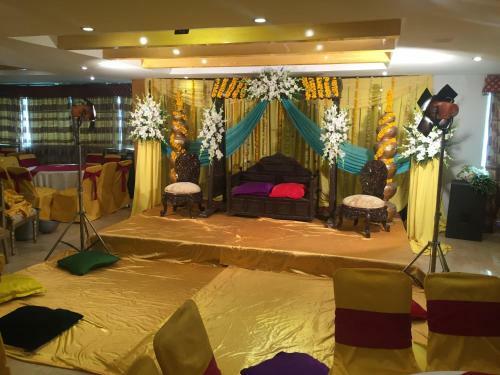 Hotel Pak Continental