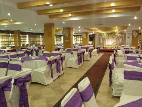 Hotel Pak Continental
