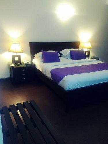 Hotel Pak Continental