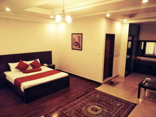 Grand Islamabad Hotel