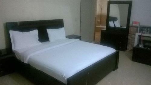 Hostal New Pyramid Guest House