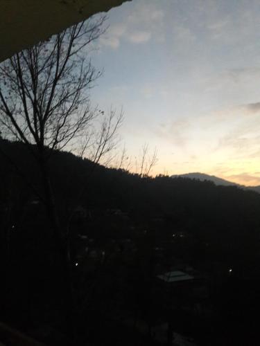 Hotel Murree Maryum Flats