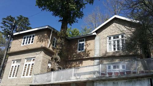 Pine Top Hotel Murree