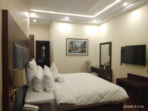 Hotel S Chalet Multan