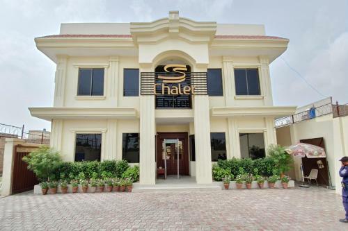 Hotel S Chalet Multan