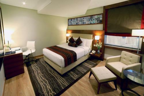 Avari Xpress Hotel Multan
