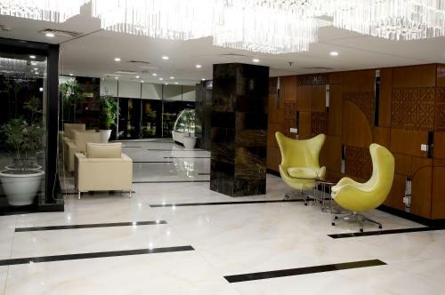 Avari Xpress Hotel Multan