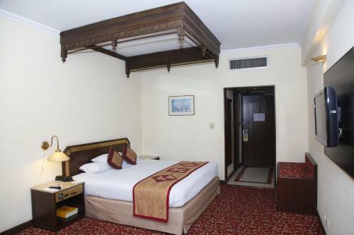 Sunfort Hotel