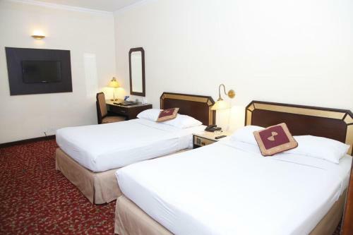 Sunfort Hotel