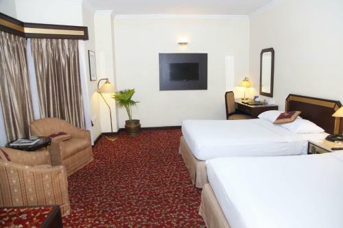 Sunfort Hotel