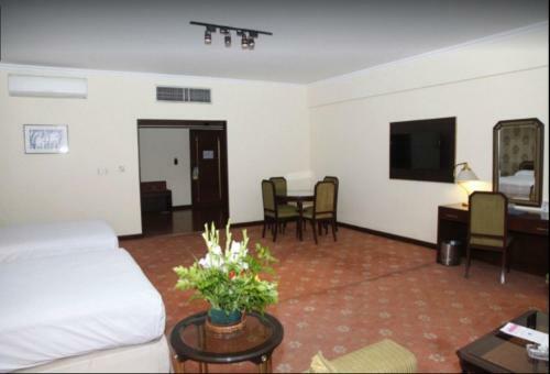 Sunfort Hotel