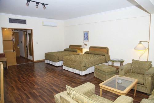 Sunfort Hotel