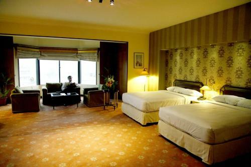 Sunfort Hotel