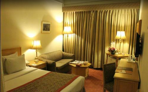 Sunfort Hotel