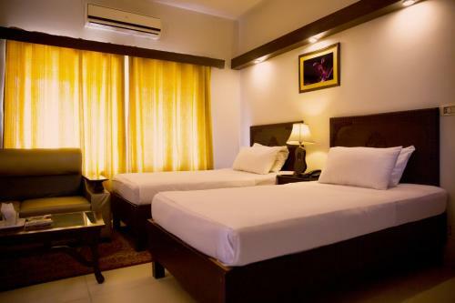 Doves Inn Hotel (branch-1)