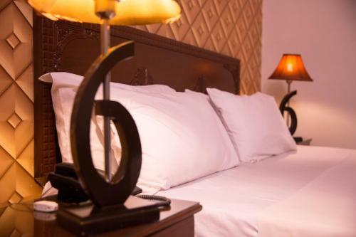 Doves Inn Hotel (branch-1)