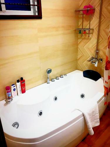 Hayyat Luxury Hotel Apartments