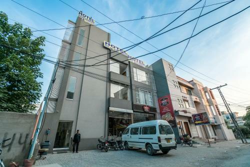 Bnb Hotel