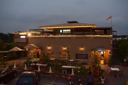 Escape Hotel