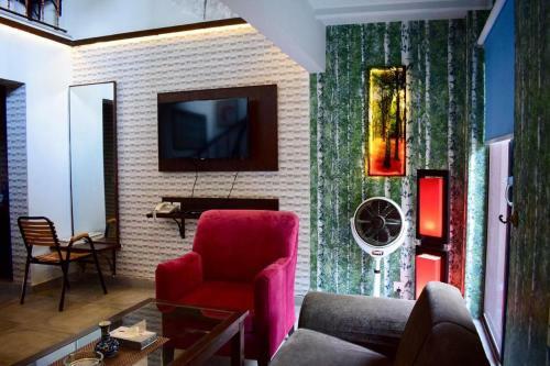 Escape Hotel
