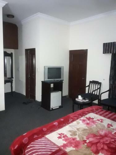 Hostal Travis Luxury Guest House