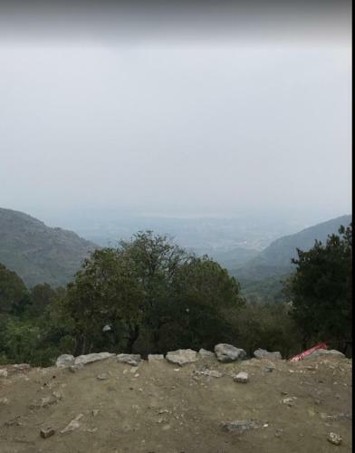 Pir Sohawa Hotel