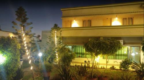 Hotel Sadaf Resort