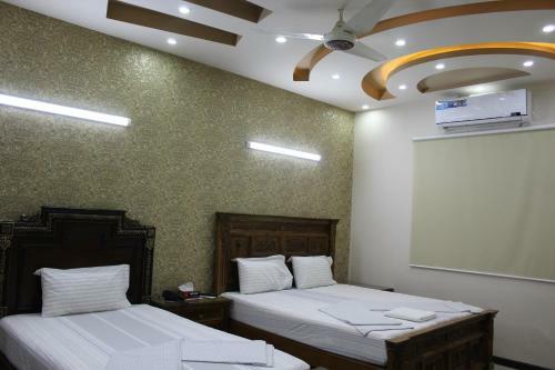 Hostal Patel Residency Guest House 2
