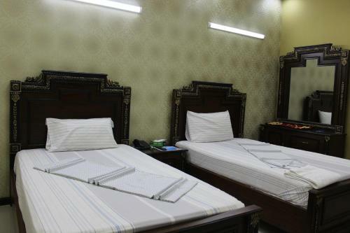 Hostal Patel Residency Guest House 2