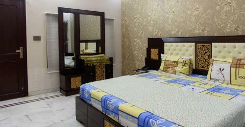 Hostal Patel Residency Guest House 2