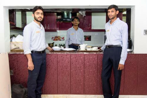 Hostal Patel Residency Guest House 2