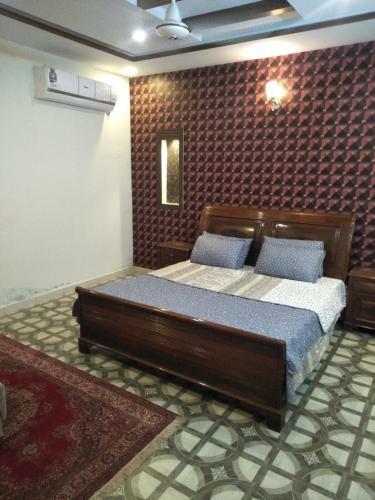 Hostal Rehaish Inn