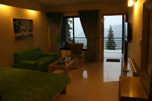 Hotel Summer Retreat