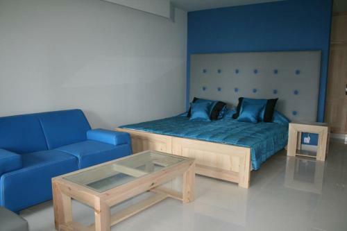Hotel Summer Retreat