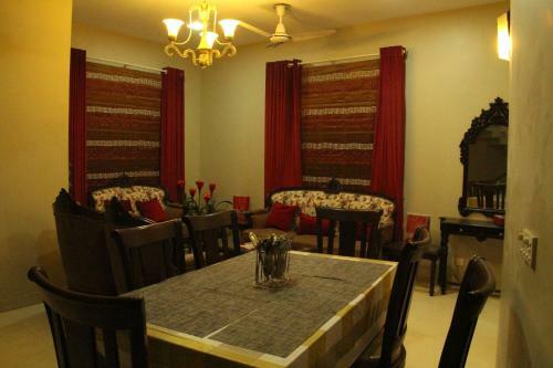 Ambassador House By Embassy Lodge