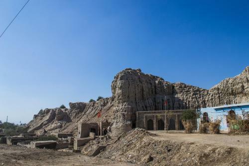 Hotel Sehwan Divine