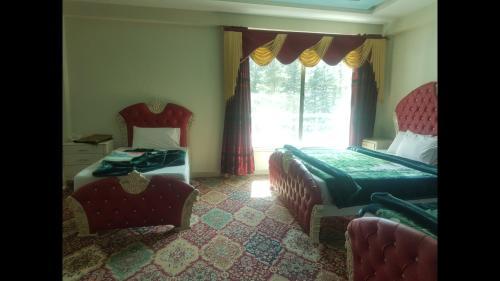 Al Hamrah Hotel