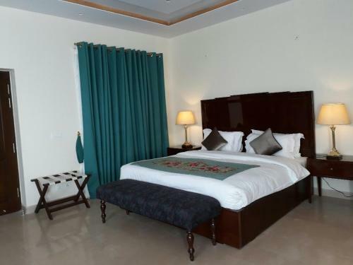 Hostal The Mont Calm