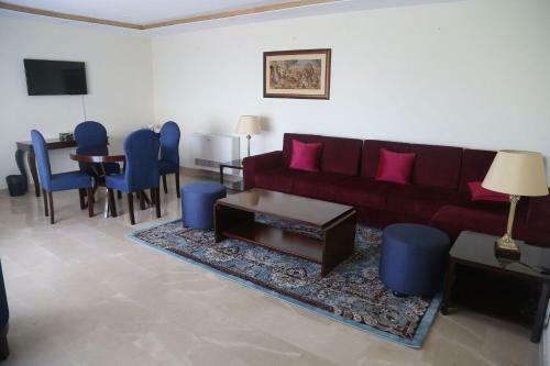 Hostal The Mont Calm