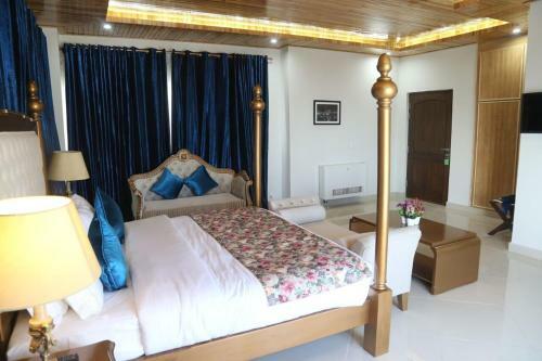 Hostal The Mont Calm