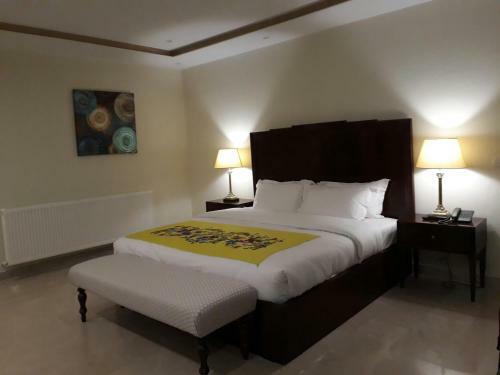 Hostal The Mont Calm